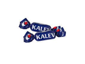 Pehme martsipanimaitselise täidisega pralineekomm Kalev on juba aastast 1945 kuulunud Kalevi kommide sortimenti. Heledat ja mahlast kommisisu katab ehe šokolaadiglasuur, mis muudab maiuse tõeliselt hõrguks.