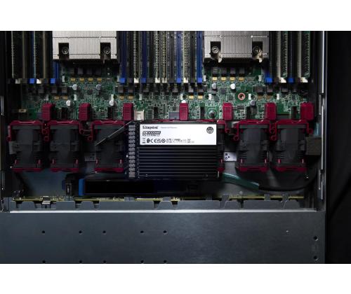 SSD KINGSTON SSD series DC3000ME 3.84TB NVMe NAND flash technology 3D TLC Write speed 5800 MBytes…