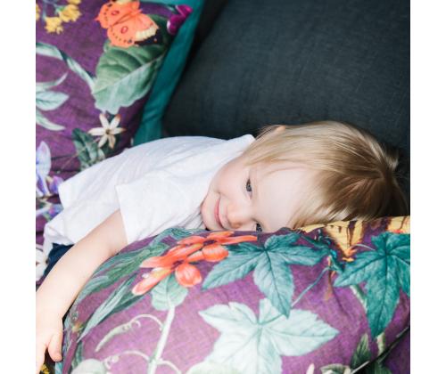 Padi AMAZONIA 45x45cm, lilled lillal põhjal, 100%puuvill, kangas 249