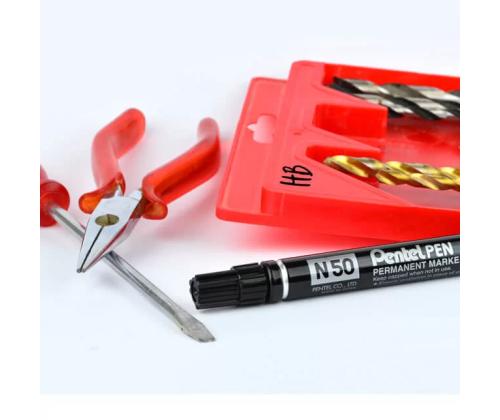 Permanentne marker PENTEL N50