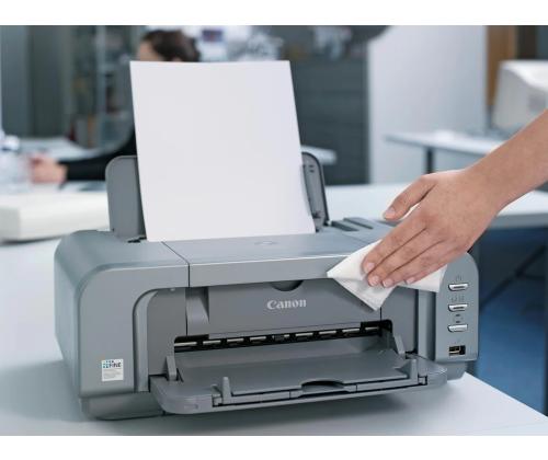 Puhastuslapid pindadele niisutatud DURABLE Superclean 100tk purgis