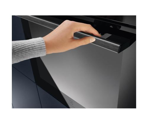 ELECTROLUX, 8 funktisooni, 65 L, must - Integreeritav Ahi