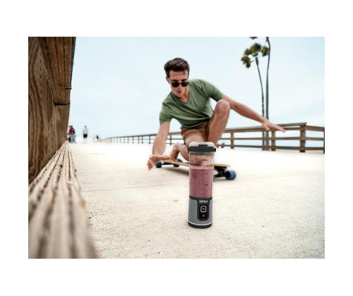 Ninja Blast, must - Kaasaskantav juhtmevaba blender