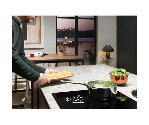 Electrolux 300 Basic, laius 52 cm, raamita, must - Integreeritav induktsioonplaat
