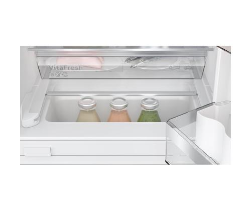 Bosch Seeria 6, 134 L, kõrgus 82 cm - Integreeritav jahekapp