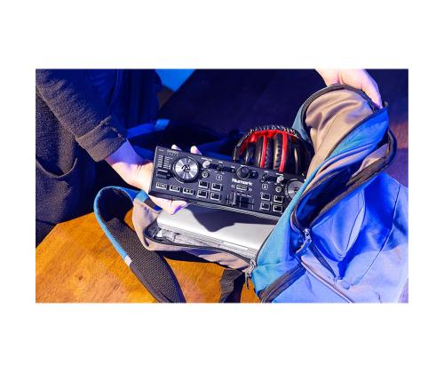 DJ kontroller Numark DJ2GO2 Touch