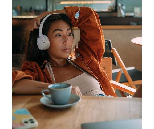 JBL Tune 520BT, valge - Kõrvapealsed juhtmevabad kõrvaklapid